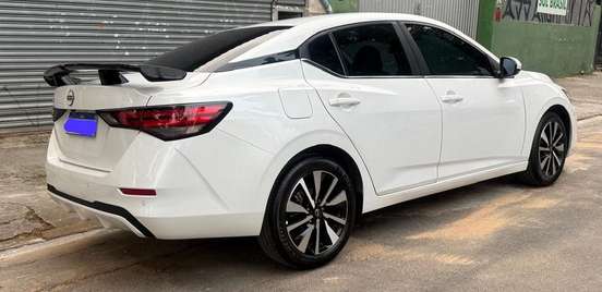 NISSAN-SENTRA-2024
