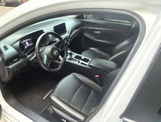 NISSAN-SENTRA-2024