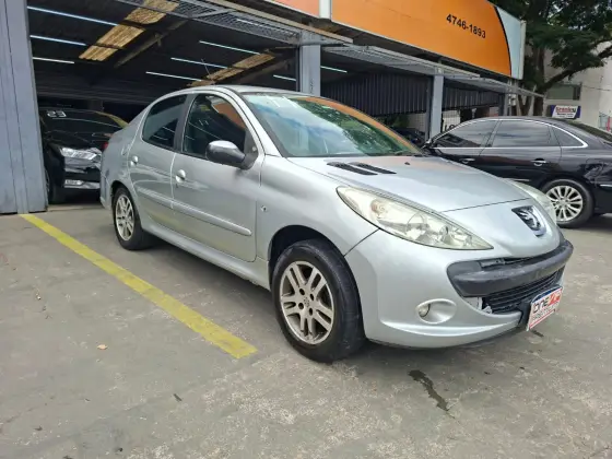 PEUGEOT 207 1.4 XR PASSION 8V FLEX 4P MANUAL