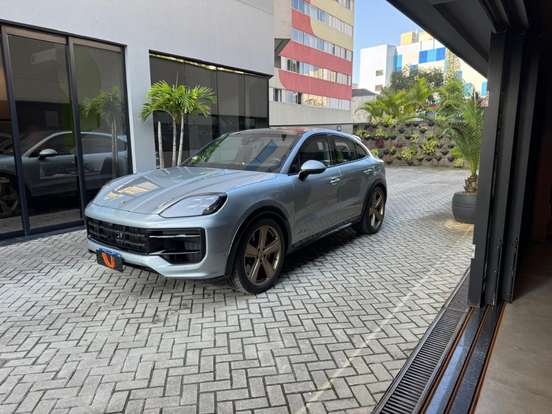 PORSCHE-CAYENNE-4.0 V8 GASOLINA GTS COUPÉ AWD TIPTRONIC S PORSCHE-CAYENNE-2025