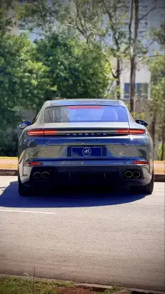 PORSCHE-PANAMERA-2025