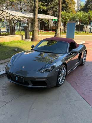 PORSCHE-718-2024