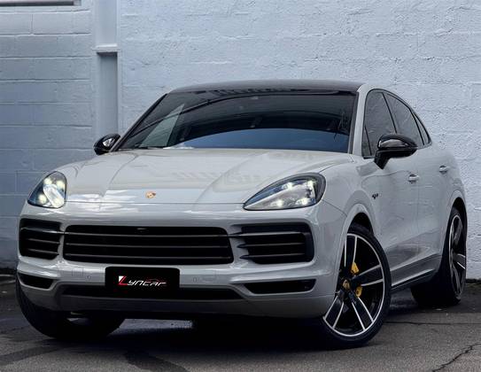 PORSCHE CAYENNE 3.0 V6 E-HYBRID COUPÉ PLATINUM EDITION AWD TIPTRONIC S