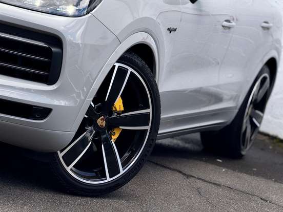 PORSCHE-CAYENNE-3.0 V6 E-HYBRID COUPÉ PLATINUM EDITION AWD TIPTRONIC S PORSCHE-CAYENNE-2022