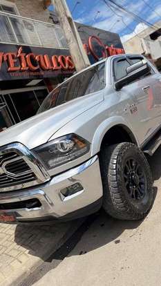 RAM-1500-5.7 LARAMIE 4X4 CD V8 GASOLINA 4P AUTOMÁTICO RAM-1500-2011