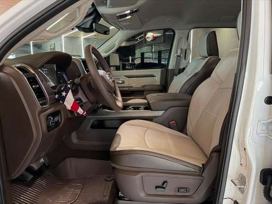 RAM-2500-6.7 I6 TURBO DIESEL LARAMIE CD 4X4 AUTOMÁTICO RAM-2500-2025