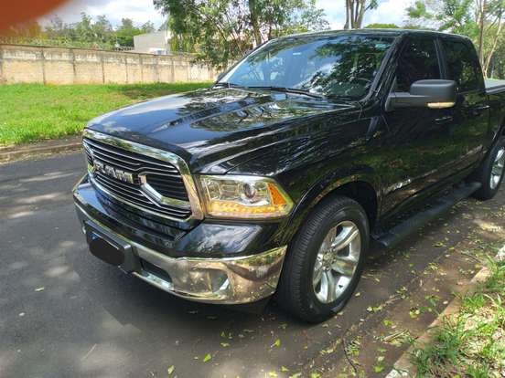 RAM-CLASSIC-5.7 V8 GASOLINA LARAMIE CD 4X4 AUTOMÁTICO RAM-CLASSIC-2023