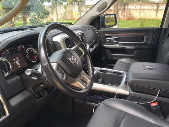 RAM-CLASSIC-5.7 V8 GASOLINA LARAMIE CD 4X4 AUTOMÁTICO RAM-CLASSIC-2023