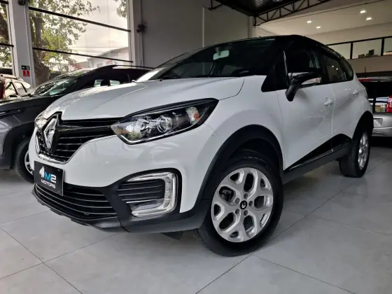 RENAULT CAPTUR 1.6 16V SCE FLEX LIFE X-TRONIC RENAULT CAPTUR 1.6 16V SCE FLEX LIFE X-TRONIC