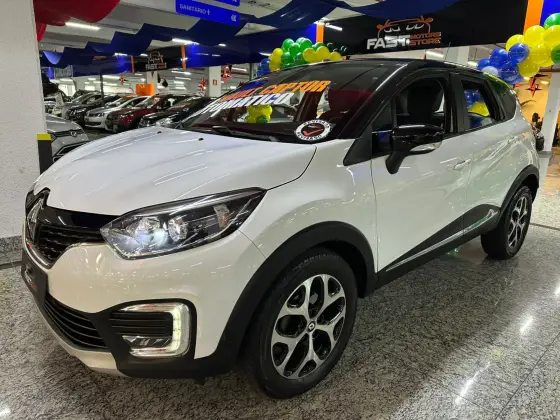 RENAULT CAPTUR 2.0 16V HI-FLEX INTENSE AUTOMÁTICO RENAULT CAPTUR 2.0 16V HI-FLEX INTENSE AUTOMÁTICO
