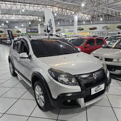 RENAULT SANDERO 1.6 STEPWAY 16V FLEX 4P AUTOMÁTICO