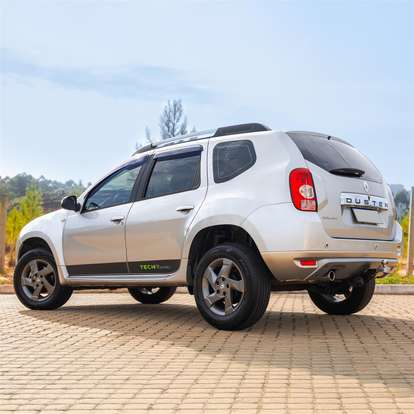 RENAULT-DUSTER-2013