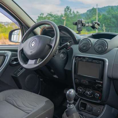 RENAULT-DUSTER-2013