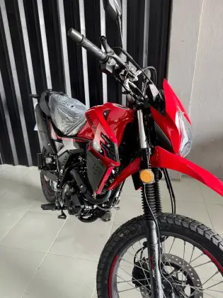 SHINERAY SHI 175S EFI 