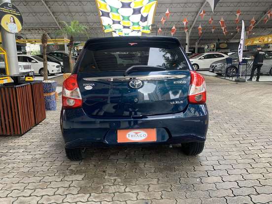 TOYOTA-ETIOS-1.5 XLS 16V FLEX 4P AUTOMÁTICO TOYOTA-ETIOS-2017