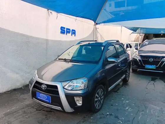 TOYOTA ETIOS CROSS 1.5 16V FLEX 4P MANUAL TOYOTA ETIOS CROSS 1.5 16V FLEX 4P MANUAL