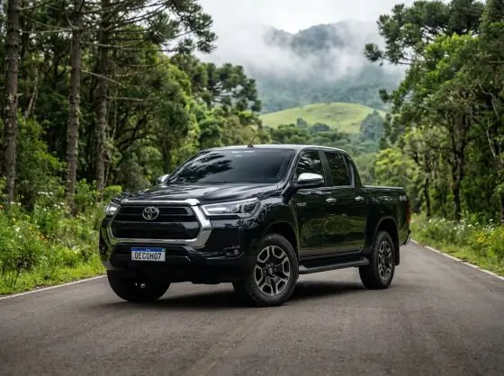 TOYOTA HILUX 2.8 SRV 4X4 CD 16V DIESEL 4P AUTOMÁTICO TOYOTA HILUX 2.8 SRV 4X4 CD 16V DIESEL 4P AUTOMÁTICO