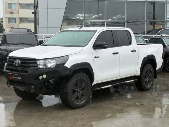 TOYOTA HILUX 2.8 SR CHALLENGE 4X4 CD 16V DIESEL 4P AUTOMÁTICO