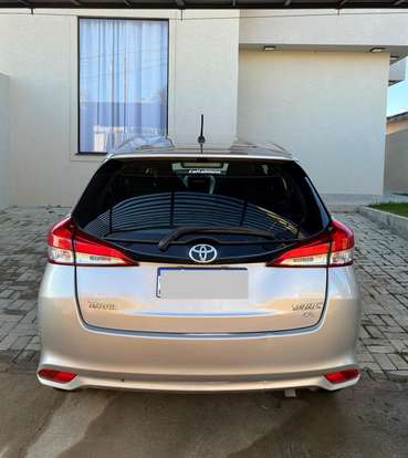 TOYOTA-YARIS-2019
