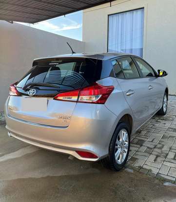 TOYOTA-YARIS-2019