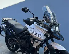 TRIUMPH TIGER 800 XRX TRIUMPH TIGER 800 XRX