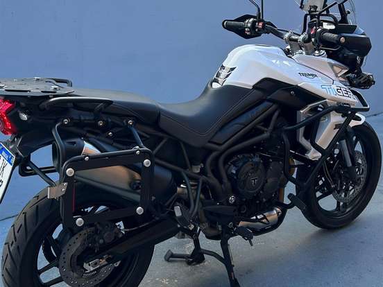 TRIUMPH-TIGER 800 XRX TRIUMPH-TIGER 800 XRX-2020