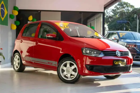 VOLKSWAGEN FOX 1.6 MI 8V FLEX 4P MANUAL VOLKSWAGEN FOX 1.6 MI 8V FLEX 4P MANUAL