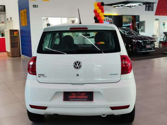 VOLKSWAGEN-FOX-1.6 MI BLUEMOTION 8V FLEX 4P MANUAL VOLKSWAGEN-FOX-2012
