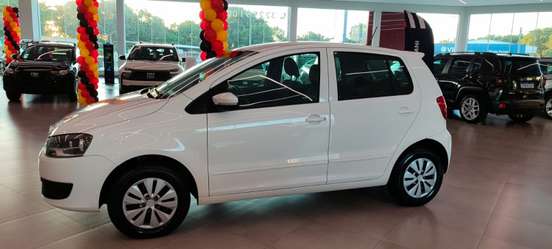 VOLKSWAGEN-FOX-2012