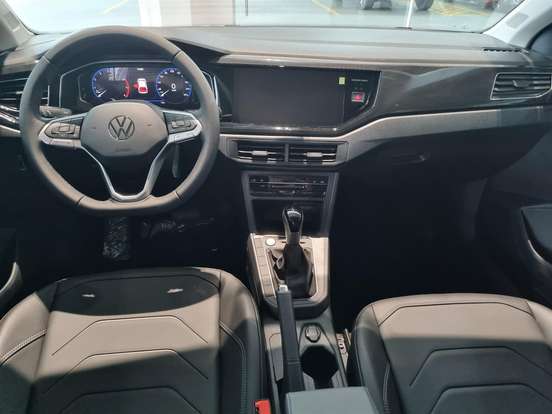 VOLKSWAGEN-POLO-2026