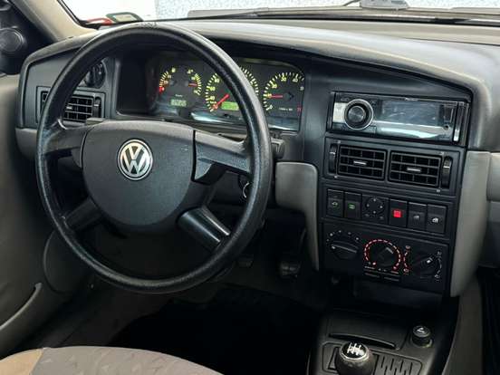 VOLKSWAGEN-SANTANA-1.8 MI 8V ÁLCOOL 4P MANUAL VOLKSWAGEN-SANTANA-2000