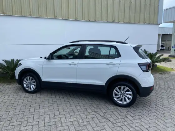 VOLKSWAGEN T-CROSS 1.0 200 TSI TOTAL FLEX AUTOMÁTICO