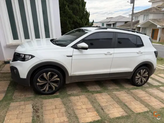 VOLKSWAGEN T-CROSS 1.0 200 TSI TOTAL FLEX COMFORTLINE AUTOMÁTICO VOLKSWAGEN T-CROSS 1.0 200 TSI TOTAL FLEX COMFORTLINE AUTOMÁTICO