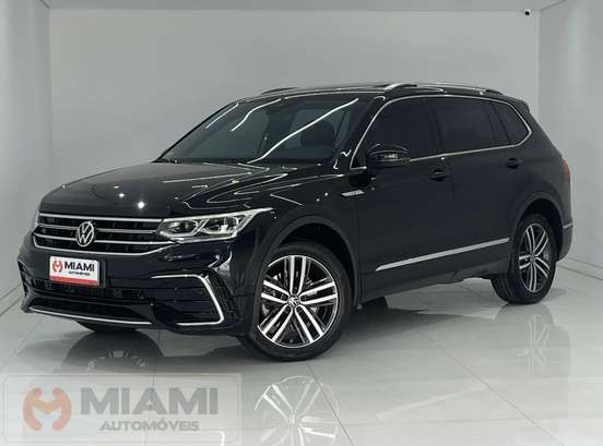 VOLKSWAGEN-TIGUAN-2.0 300 TSI GASOLINA ALLSPACE R-LINE AUTOMÁTICO VOLKSWAGEN-TIGUAN-2024