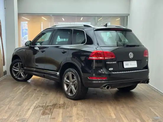 VOLKSWAGEN-TOUAREG-4.2 R LINE V8 32V GASOLINA 4P TIPTRONIC VOLKSWAGEN-TOUAREG-2013
