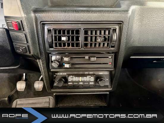 VOLKSWAGEN-VOYAGE-1.6 CL 8V GASOLINA 2P MANUAL VOLKSWAGEN-VOYAGE-1989