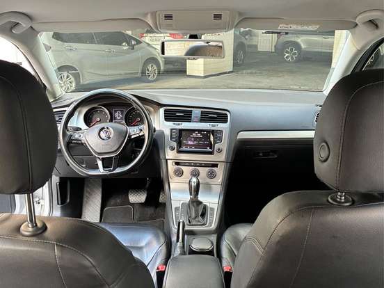 VOLKSWAGEN-GOLF-1.4 TSI COMFORTLINE 16V GASOLINA 4P AUTOMÁTICO VOLKSWAGEN-GOLF-2015