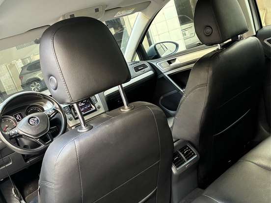 VOLKSWAGEN-GOLF-1.4 TSI COMFORTLINE 16V GASOLINA 4P AUTOMÁTICO VOLKSWAGEN-GOLF-2015