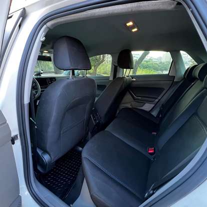 VOLKSWAGEN-POLO-2018