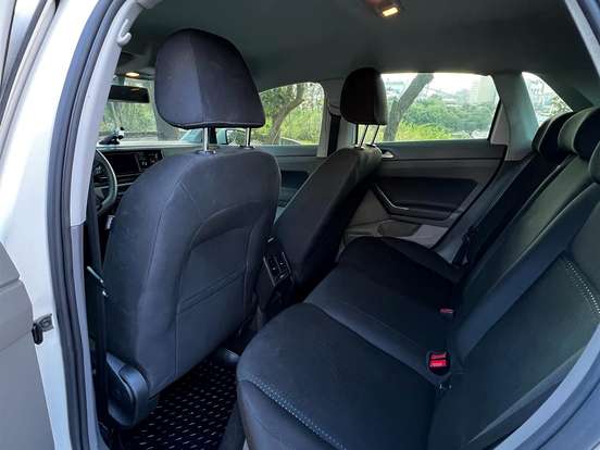 VOLKSWAGEN-POLO-1.0 200 TSI COMFORTLINE AUTOMÁTICO VOLKSWAGEN-POLO-2018