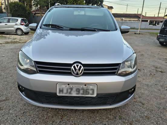 VOLKSWAGEN-SPACEFOX-1.6 MI TREND 8V FLEX 4P AUTOMATIZADO VOLKSWAGEN-SPACEFOX-2011