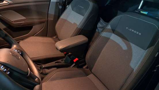 VOLKSWAGEN-T-CROSS-1.0 200 TSI TOTAL FLEX SENSE AUTOMÁTICO VOLKSWAGEN-T-CROSS-2024