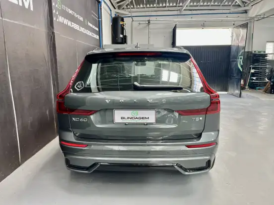 VOLVO-XC60-2.0 T8 PHEV ULTRA DARK AWD GEARTRONIC VOLVO-XC60-2025