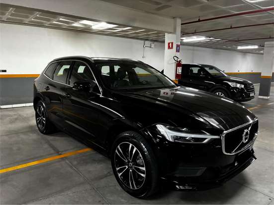 VOLVO-XC60-2018