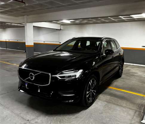 VOLVO-XC60-2018