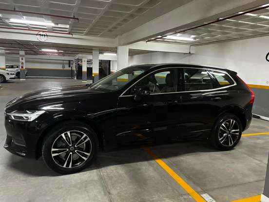 VOLVO-XC60-2.0 D5 DIESEL MOMENTUM AWD GEARTRONIC VOLVO-XC60-2018