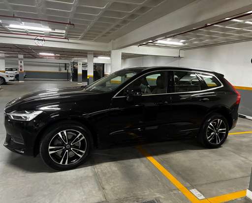 VOLVO-XC60-2018