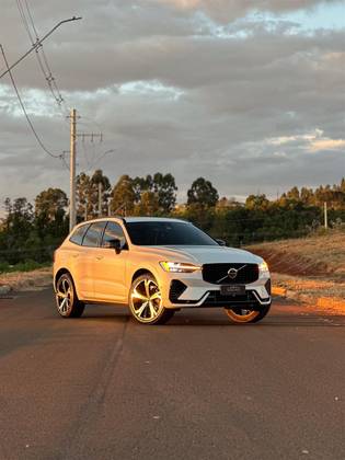 VOLVO XC60 2.0 T8 RECHARGE ULTIMATE DARK AWD GEARTRONIC