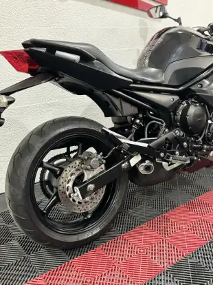 YAMAHA-XJ6 N-2014