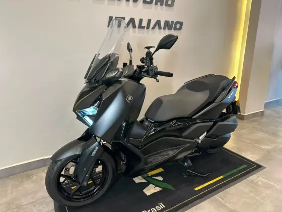YAMAHA XMAX 250 CONNECTED ABS 